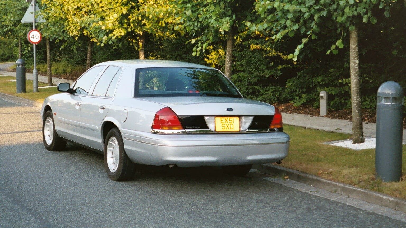 2001 Ford Crown Victoria